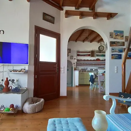 Cycladic House Vari (Syros)