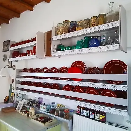 Cycladic House Дом отдыха Vari (Syros)